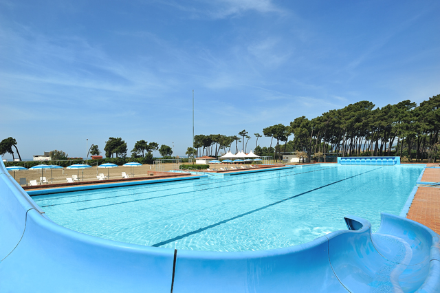Piscina 06